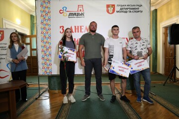 Свято тих, хто встановлює рекорди: у Луцьку привітали спортсменів і тренерів з Днем фізичної культури і спорту  