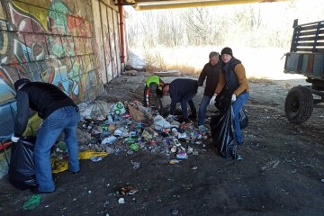 Весняне прибирання до Всесвітнього дня водних ресурсів: спільними зусиллями для чистого Стиру!