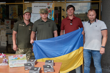 За гроші, зібрані під час благодійного забігу, департамент молоді та спорту Луцької міської ради придбав GPS-трекери для військових 