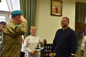 Міський голова Ігор Поліщук вручив військовим державні нагороди