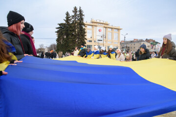 Близько тисячі жителів громади взяли участь у патріотичній акції “Ланцюг єднання”, що відбулася в Луцьку у День Соборності України