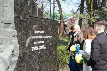 Лучани вшанували в’язнів концтаборів, які загинули у Другій світовій війні