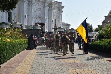 Луцька громада провела в останню дорогу Героя Михайла Марчука