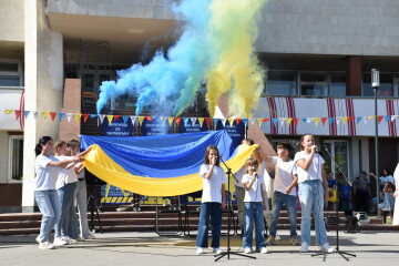 “Кольорова палітра Луцька” просто неба: патріотичні виступи, майстер-класи, артлокації та інтерактиви для дітей з нагоди Дня міста