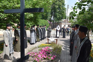 Жителі Луцької громади вшанували пам’ять жертв розстрілу у Луцькій тюрмі 