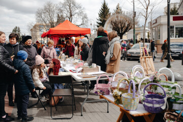 У Вербну неділю у Луцьку відбувся благодійний ярмарок