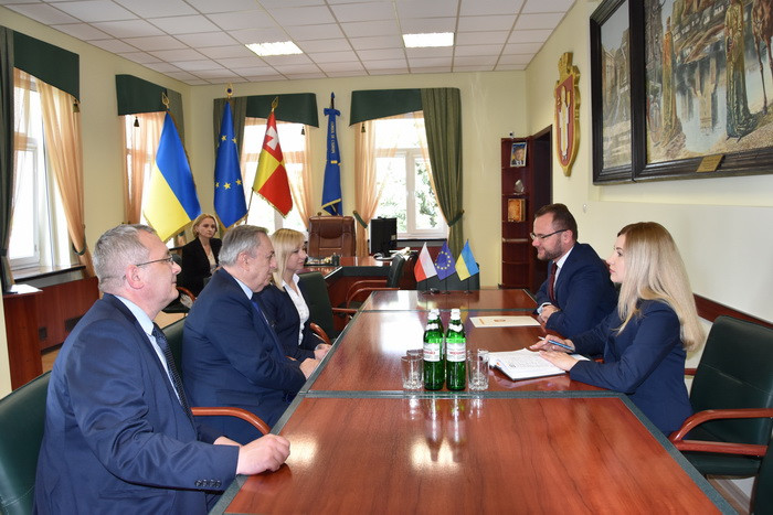 Секретар міської ради Ігор Поліщук зустрівся з Генеральним консулом Республіки Польща у Луцьку Вєславом Мазуром