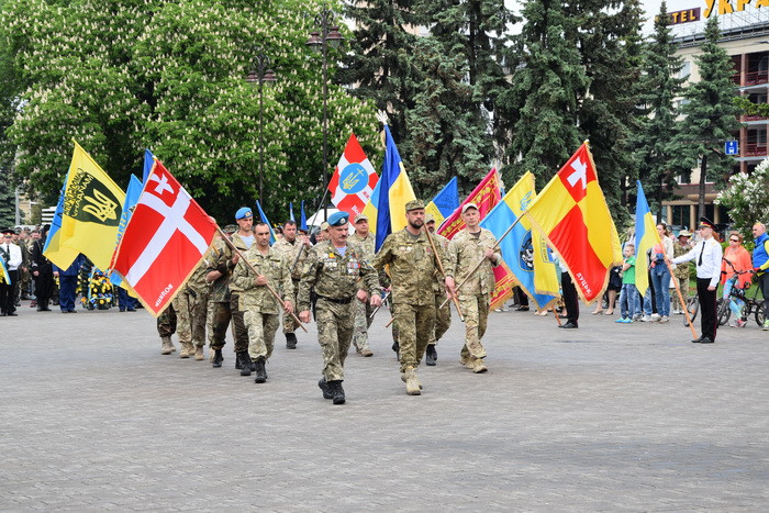 У Луцьку відбулися заходи з нагоди Дня вшанування пам’яті волинян, які загинули в АТО