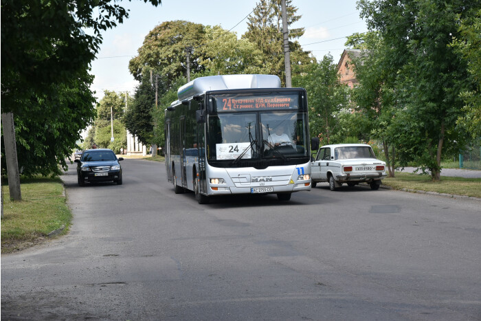 Сьогодні п’ять екологічних автобусів  MAN А21 виїхали на маршрут № 24