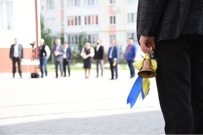 The celebration of the end of the school year has been held in Lutsk in compliance with the requirements of quarantine