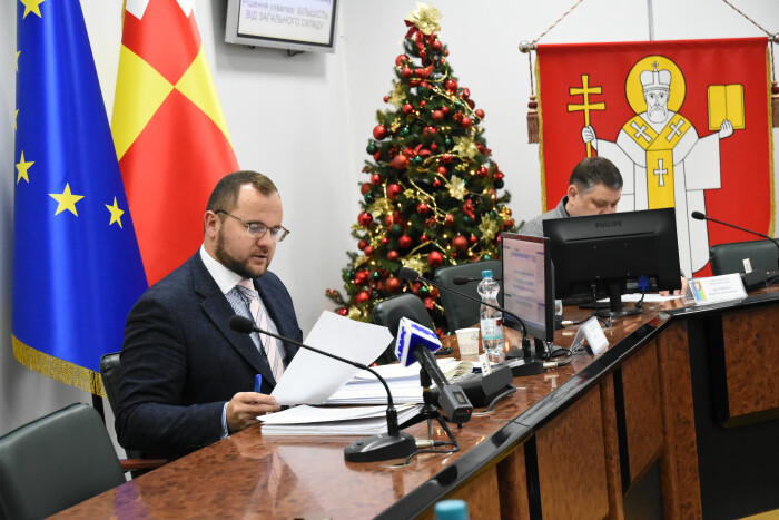 Члени виконавчого комітету внесли зміни до бюджету територіальної громади