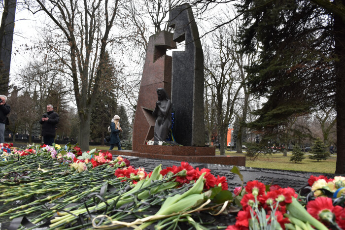 У Луцьку вшанували пам'ять воїнів, які загинули на території інших держав