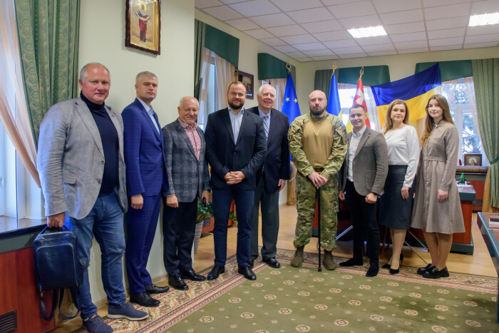 Міський голова Ігор Поліщук зустрівся з співголовою Національного молитовного сніданку Сполучених Штатів Америки Дагом Бьорлі та координатором проведення Молитовних сніданків Михайлом Жовніром