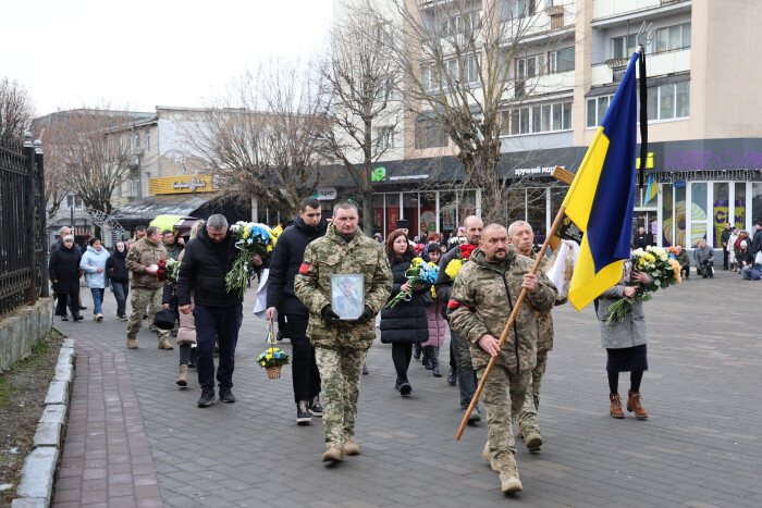 У Луцьку попрощалися з  Героєм Андрієм Фещенком