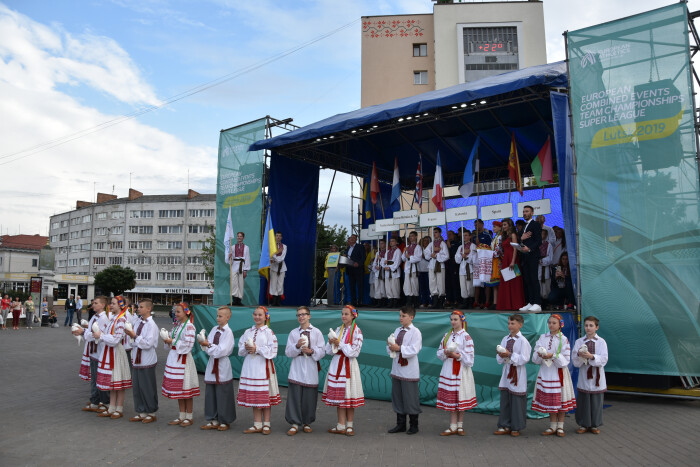 У Луцьку урочисто відкрили командний чемпіонат Європи з легкоатлетичних багатоборств