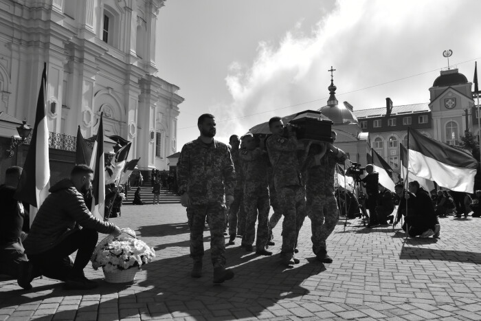 Луцька громада попрощалася із Героями Тимофієм Судимою та Романом Члеком   