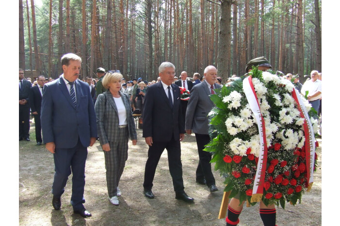 Секретар міської ради Григорій Пустовіт взяв участь у пам’ятних заходах в с. Костюхнівка