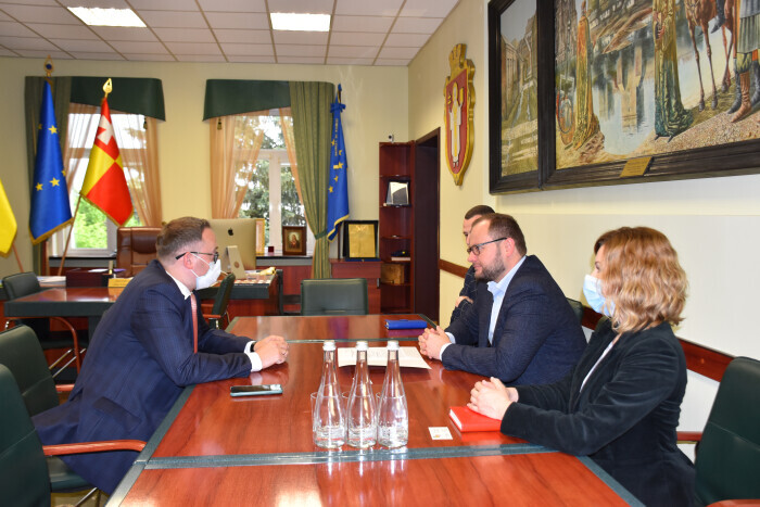 Lutsk City Mayor Ihor Polishchuk met with Markiyan Malskii, Honorary Consul of the Republic of Austria in Lviv 