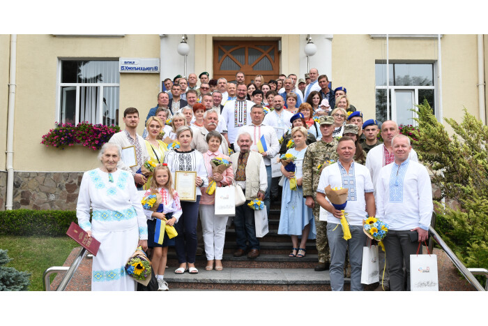 У Луцькій міській раді вітали будівничих нової України 