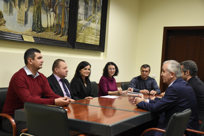 Окремі перевізники підписали договір на впровадження електронного квитка