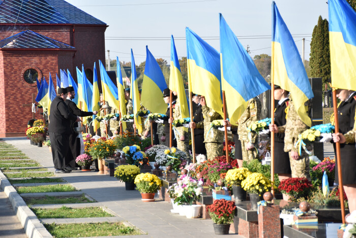 Лучани вшанували пам’ять Героїв України, загиблих під час бойових дій на Сході