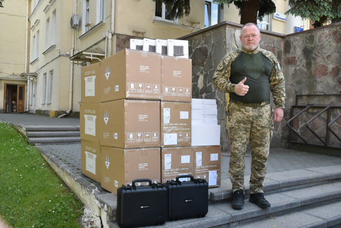 Чергова допомога на передові позиції