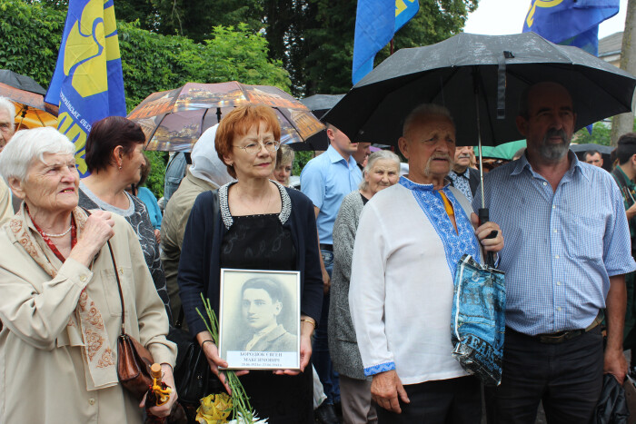 Лучани вшанували загиблих під час розстрілу  у Луцькій тюрмі 1941 року