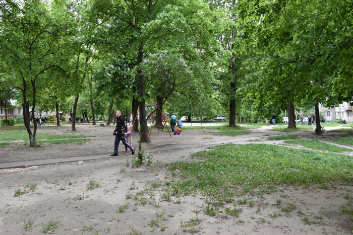 У Луцьку капітально відремонтують один з найбільших дворів