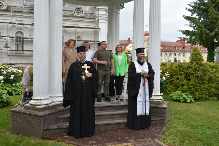 Лучани вшанували маленьких українців, які загинули під час війни