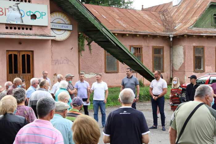 У декількох багатоквартирних будинках на вулиці Стрілецькій безкоштовно встановлять індивідуальні теплові пункти