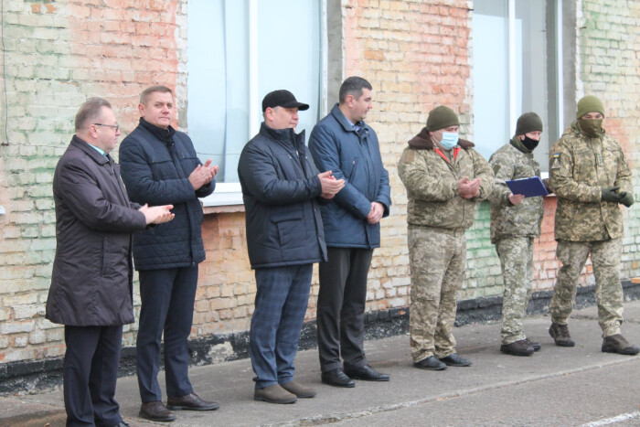 Секретар міської ради Юрій Безпятко привітав військовослужбовців 204-ї Севастопольської бригади тактичної авіації ім. О. Покришкіна 