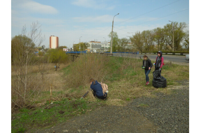 Весняне прибирання продовжується