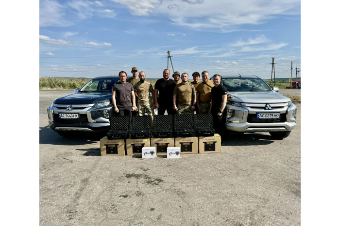 Міський голова Ігор Поліщук передав допомогу від Луцької громади військовим на сході