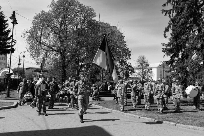 Лучани провели в останню дорогу загиблих Героїв Олександра Гнатюка та Миколу Маргасюка