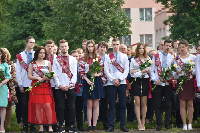 Секретар міської ради, виконувач повноважень міського голови Григорій Пустовіт привітав учнів ЗОШ № 25 із завершенням навчального року