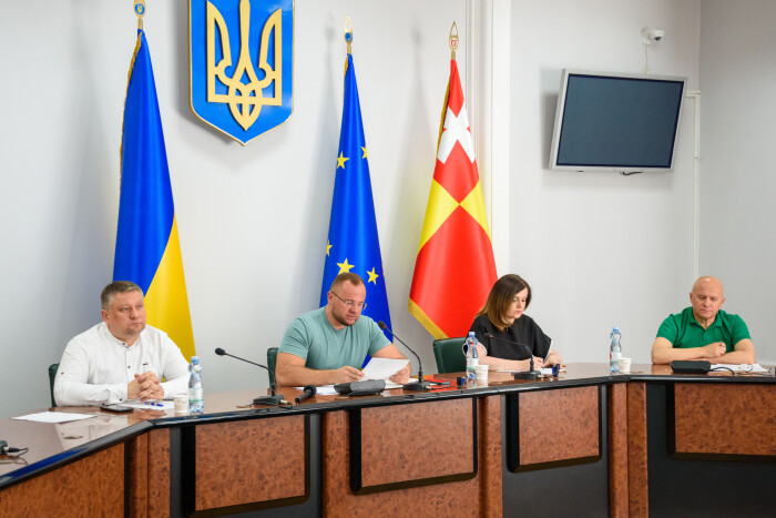 У Луцьку розроблять програму зі встановлення підземних сміттєвих контейнерів